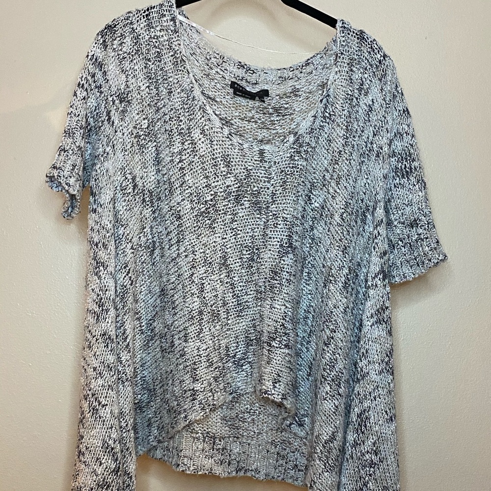 Scoop neck gray blouse